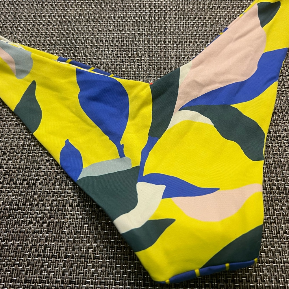 Maaji reversible bikini bottom size M